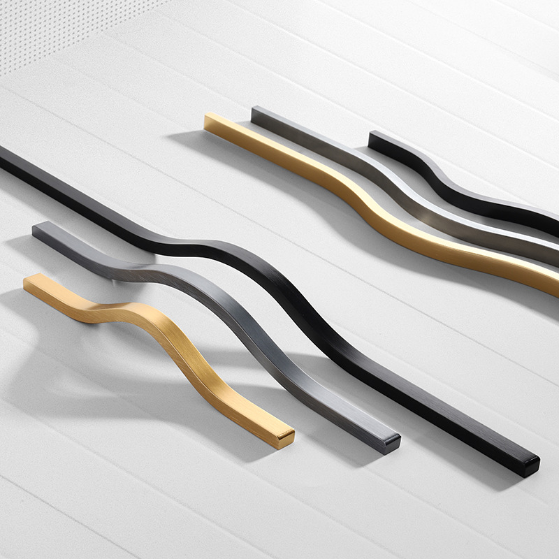 Electroplated Brushed Gold Cab - Curved Spring Bar recension och pris